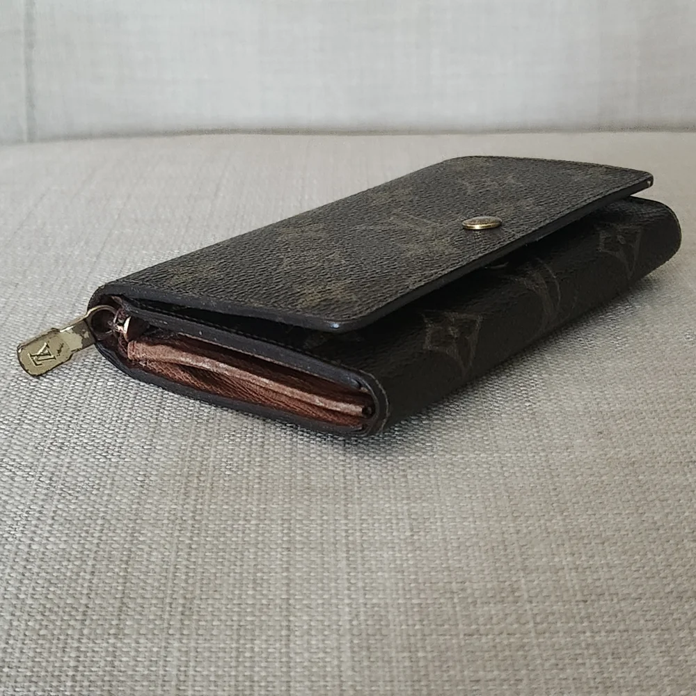 Louis Vuitton Vintage Monogram Porte Monnaie Tresor Bifold Wallet - Picture 5 of 16